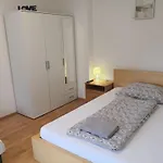 Apartment Eichbachgasse 38 *