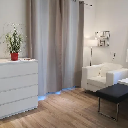 Apartment Eichbachgasse 38 *
