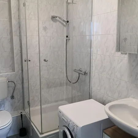 Eichbachgasse 38 Апартаменты *