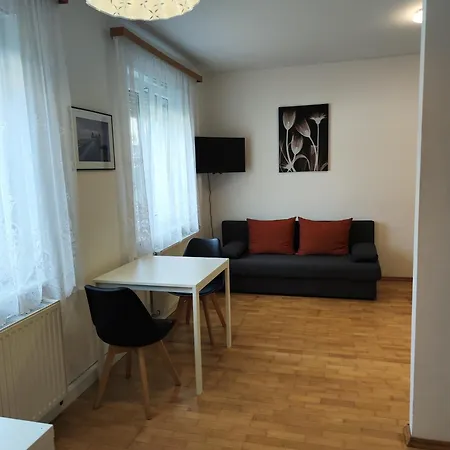 Eichbachgasse 38 *