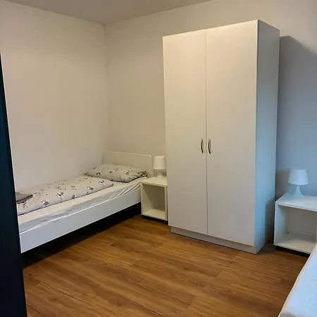 Eichbachgasse 38 *